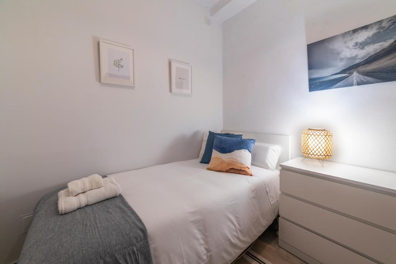 Alohamundi Torres Apartment Seville Ngoại thất bức ảnh